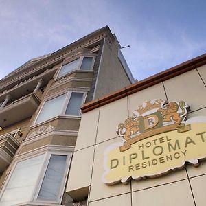 Hotel Diplomat Residency